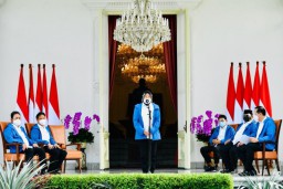 Risma Baru Tahu akan Menjadi Menteri Dua Hari Sebelum Dilantik