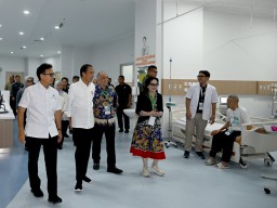 Presiden Jokowi Resmikan RS Kemenkes Surabaya, Dorong Pengurangan Pasien ke Luar Negeri