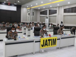 Kapolda Jatim : Kapolres Untuk Bersikap Tegas Tapi Humanis