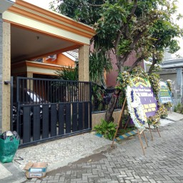 Rumah Perawat Hastuti RS Siloam Sepi, Hanya Ada Karangan Bunga