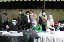 250 Orang Hasil Razia, Lima Dinyatakan Positif Corona Rapid Test