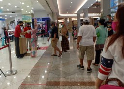 PSBB di Surabaya Gagal, Pakuwon dan Tunjungan Penuh Pengunjung