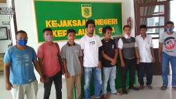 Kepala Desa Waiboga Dilaporkan ke Kejari