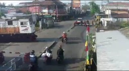 Jangan Lihat jika Tidak Tega