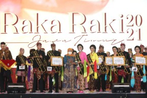 Gubernur Khofifah Ajak Finalis Raka-Raki Ikut Kendalikan Covid-19