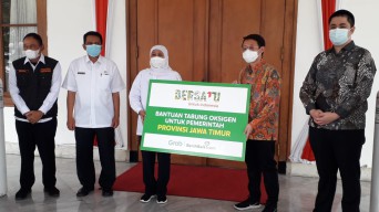 Pemprov Jawa Timur Mendapat Bantuan 59 Tabung Oksigen