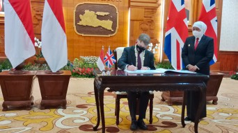 Gubernur Khofifah Ingin Wujudkan Green Industry