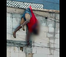 Roni Tewas Tersetrum di Rumah H Idris Hulaan, Menganti, Gresik
