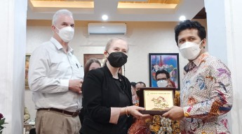 Wagub Emil: Pemprov Jatim Jajaki Ekspor 5 Buah Tropis