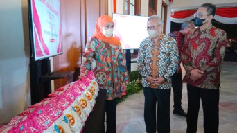 Terima 30 ton gula, Gubernur Khofifah Gelar Pasar Murah