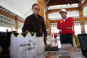 KKN Untag Surabaya Dampingi Kanigoro dan Doko Menjadi Desa Mandiri