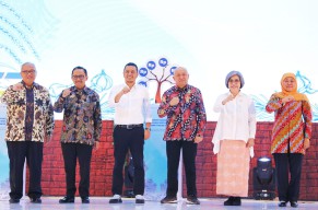 Gubernur Khofifah Dorong Peningkatan Produktivitas Pertanian dengan Manfaatkan Teknologi