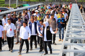 Jembatan Mujur II Kloposawit Candipuro Kini Sudah Dapat Dilewati dan Digunakan Masyarakat
