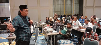 KPU Jatim Bahas Pengelolaan Logistik dan Peran Media dalam Kampanye Pemilu 2024