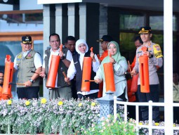Gubernur Khofifah: Lakukan Mitigasi, Pastikan Peralatan dan Personel Semua dalam Kondisi Siap Siaga