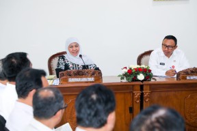 Pulang Umroh Gubernur Khofifah Langsung Pimpin Rakor Program Kerja Pemprov Jatim Tahun 2024