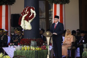 Pelaksana Harian Gubernur Jatim Pimpin Upacara Hari Kebangkitan Nasional ke-116
