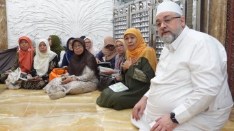 Khofifah Pimpin Khataman Manaqib Syekh Abdul Qadir Jailani di Baghdad