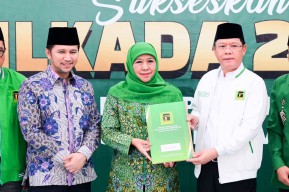 DPP PPP Resmi Usung Khofifah Indar Parawansa dan Emil Elestianto Dardak untuk Pilgub Jatim 2024