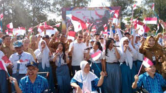 Pj. Gubernur Jatim Pimpin Deklarasi Gerakan Anti Perundungan pada MPLS 2024