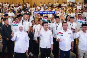 Khofifah-Emil Mantapkan Strategi Pemenangan Pilgub Jatim 2024 dalam Konsolidasi Besar