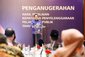 Pemprov Jatim Raih Penghargaan Tertinggi Pelayanan Publik dari Ombudsman RI