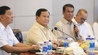 Prabowo Tegas Atur Harga Gabah, Siap Keluarkan Peraturan Pemerintah