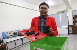 Mahasiswa Untag Surabaya Ciptakan Briket Ramah Lingkungan dari Limbah Kopi dan Kelapa