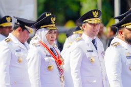 Gubernur dan Wakil Gubernur Jatim Resmi Dilantik, Siap Sinergikan Program Pembangunan