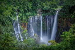 Pemkab Lumajang Sesuaikan Tarif dan Nomenklatur Tumpak Sewu demi Pengelolaan Wisata Lebih Baik