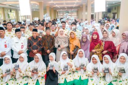 Khofifah: Sekolah Yayasan Khadijah Bukan Hanya Sekadar Terafiliasi, Tapi Milik Nahdlatul Ulama