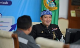 Ridwan Kamil Berbagi Pengalaman Dalam Desain Masjid Syaikh Ajlin Palestina