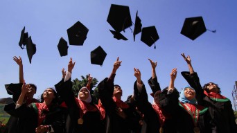 Tips Mengerjakan Skripsi agar Lulus Tepat Waktu
