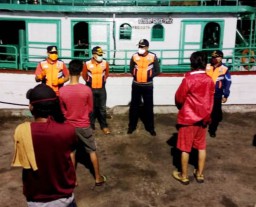 Mendarat di Benoa 15 Orang ABK Dikarantina