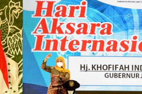Gubernur Khofifah : Literasi Digital Butuh Percepatan Secara Massif