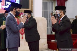 Masyarakat dengan Usia 60 Tahun Tetap Divaksin Covid-19