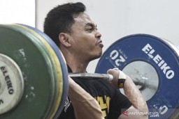 Eko Yuli: Vaksin Covid-19 Harus Aman dari Zat Terlarang