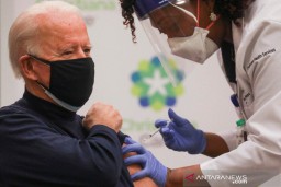 Joe Biden Terima Dosis Vaksin Covid-19 Kedua
