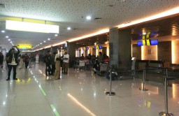 Terdampak Covid-19, Penumpang di Bandara Ngurah Rai Anjlok