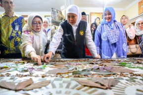 Berkonsep Out Of The Box, Gubernur Khofifah Resmikan Kampoeng Mandiri di Kedung Baruk Surabaya