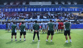 Euforia Bobotoh di GBLA, Bojan Hodak dan Kastaneer Siap Persembahkan Kemenangan