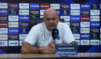 Tantangan Hujan dan Kesiapan PERSIB Hadapi Zhejiang FC