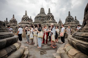 PT TWC Lakukan Kajian Kunjungan Naik Monumen Candi Borobudur