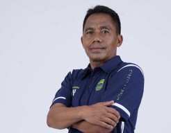 Robert Alberts Mundur Budiman Jadi Pelatih Sementara Persib