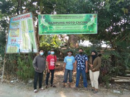 Dosen Prodi Arsitek UNTAG Bentuk Kampung Noto Cacing
