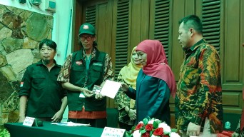 Jelang Pemilu 2024, KPU Gelar Coklit di Kediaman Gubernur Khofifah