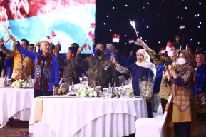 Dinas Pendidikan Jawa Timur Berikan SMA Awards 2022