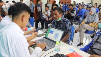 46.739 Warga Surabaya Telah Aktivasi Identitas Kependudukan Digital