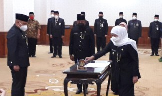 Gubernur Khofifah Minta OPD Jatim Konsentrasi Entas Kemiskinan