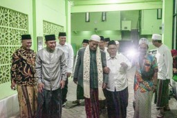 Eri Cahyadi Siapkan Program Pengembangan Santri di Surabaya